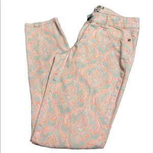 Hot Kiss Cat Capri 7